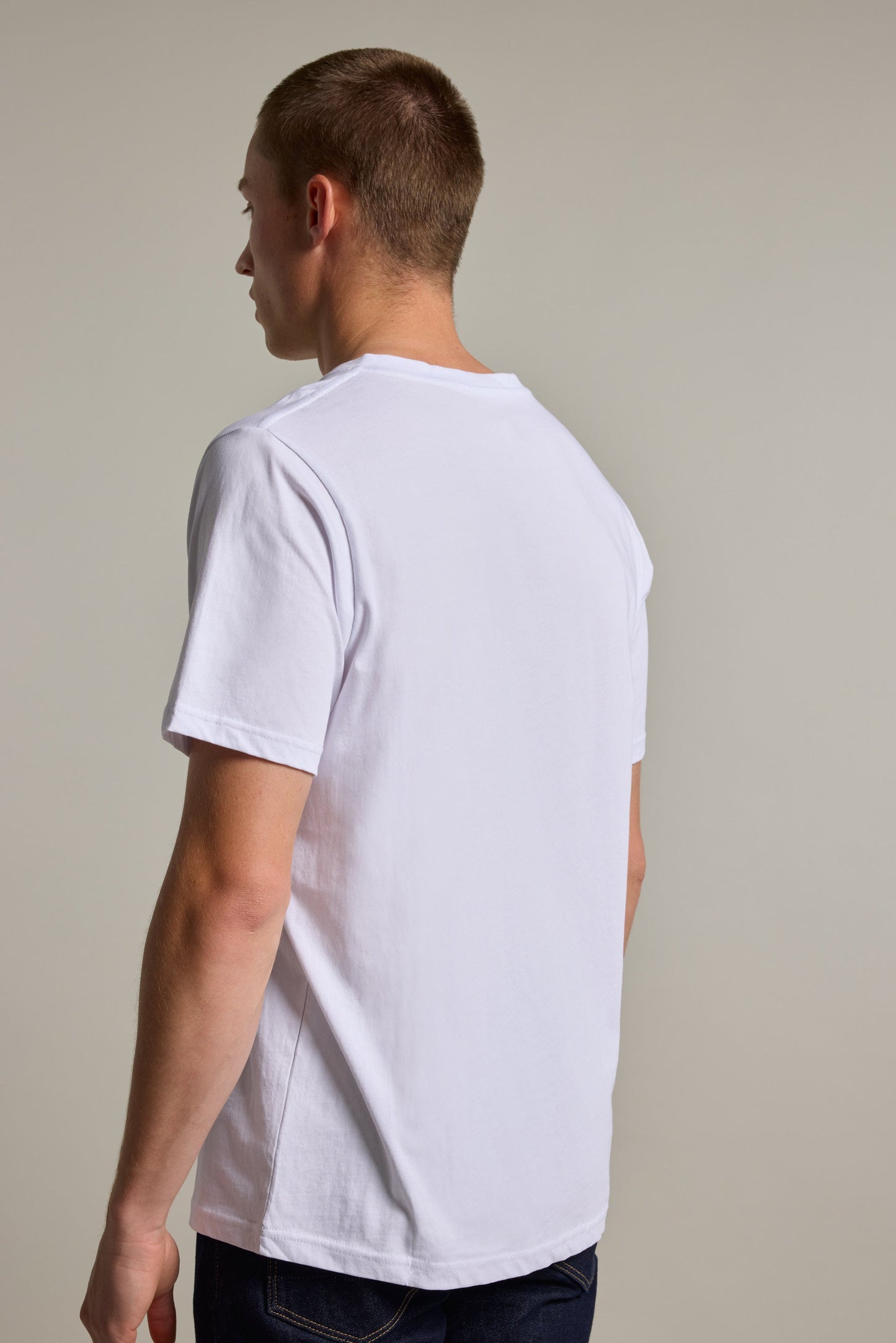 Essential V Neck Tee