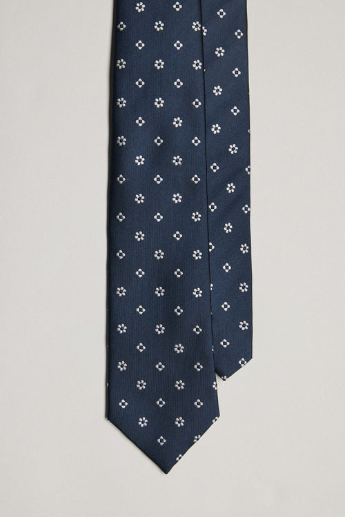 Garland Flower Tie
