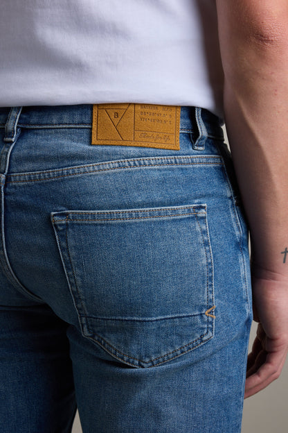 Wanderer Denim Straight Jean