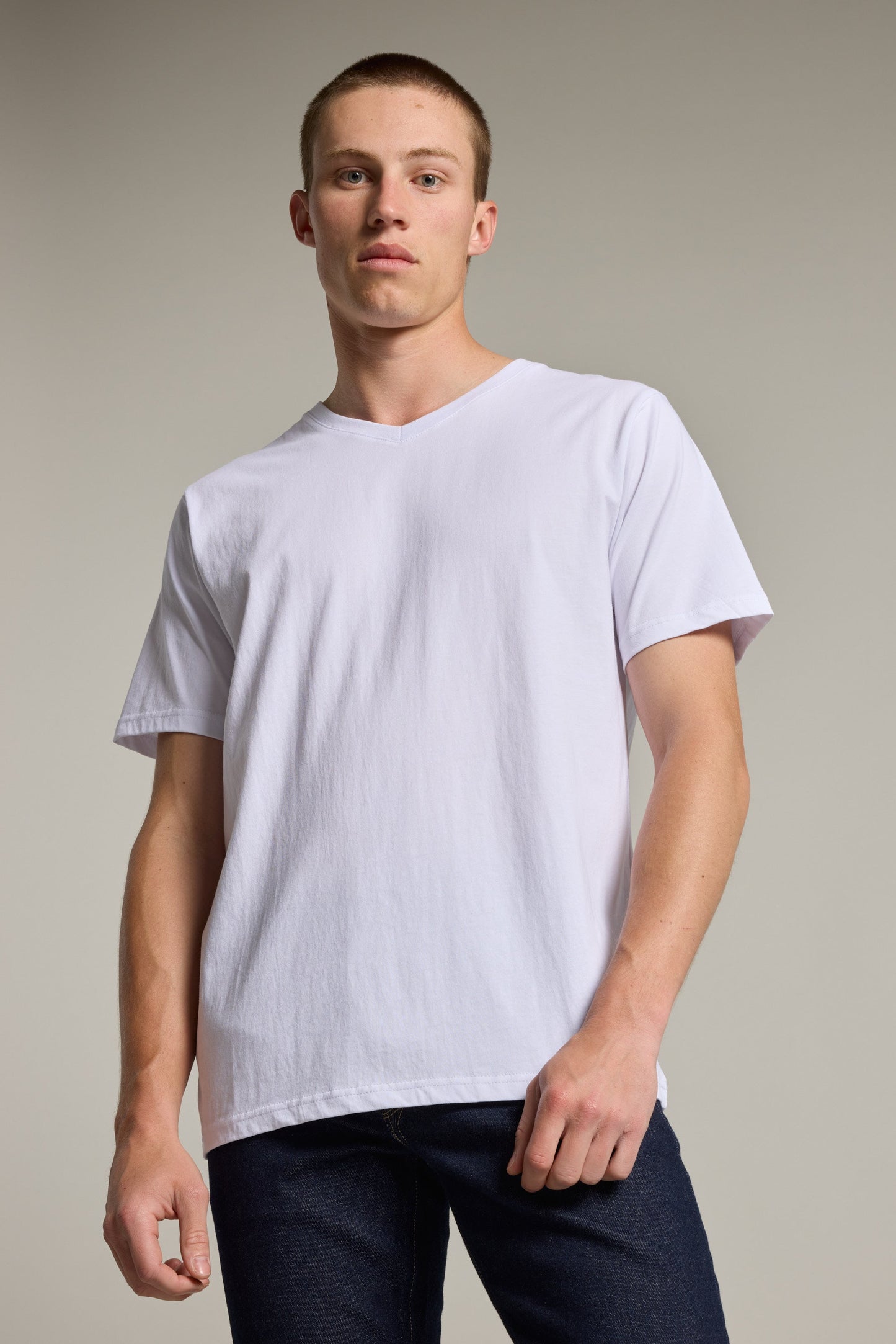 Essential V Neck Tee