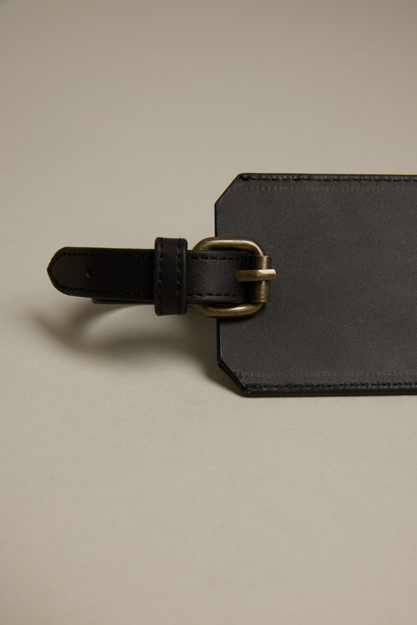Voyage Leather Luggage Tag