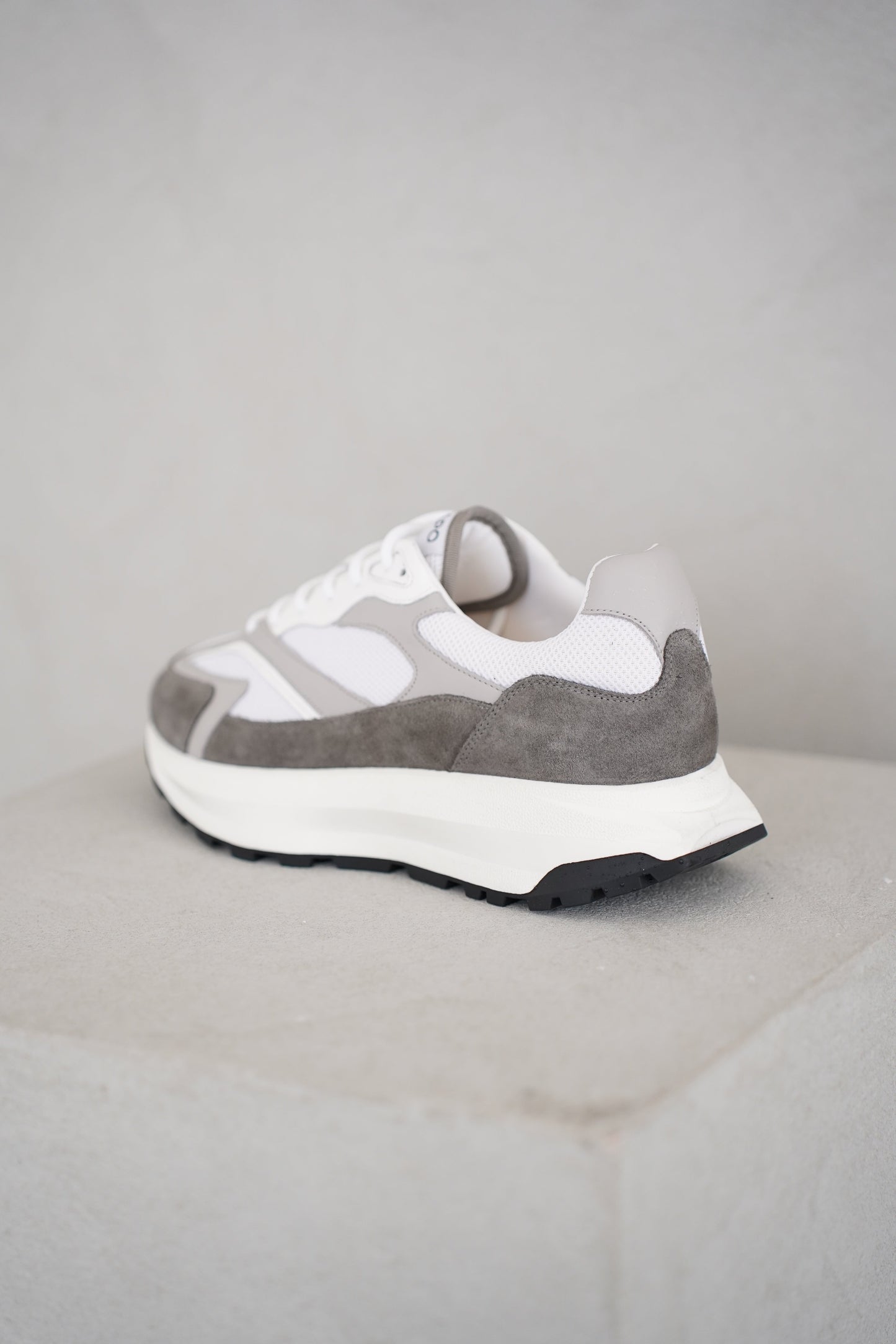 Capo Omni Trainer - Grey/White